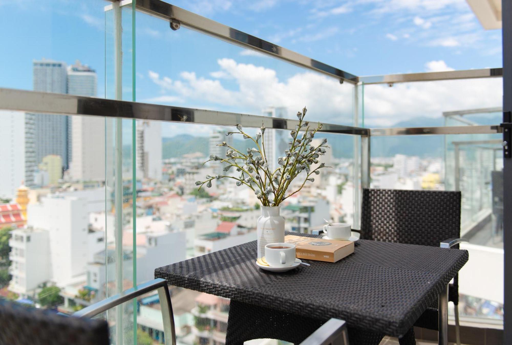 Goldcoast Hotel Nha Trang Exteriör bild