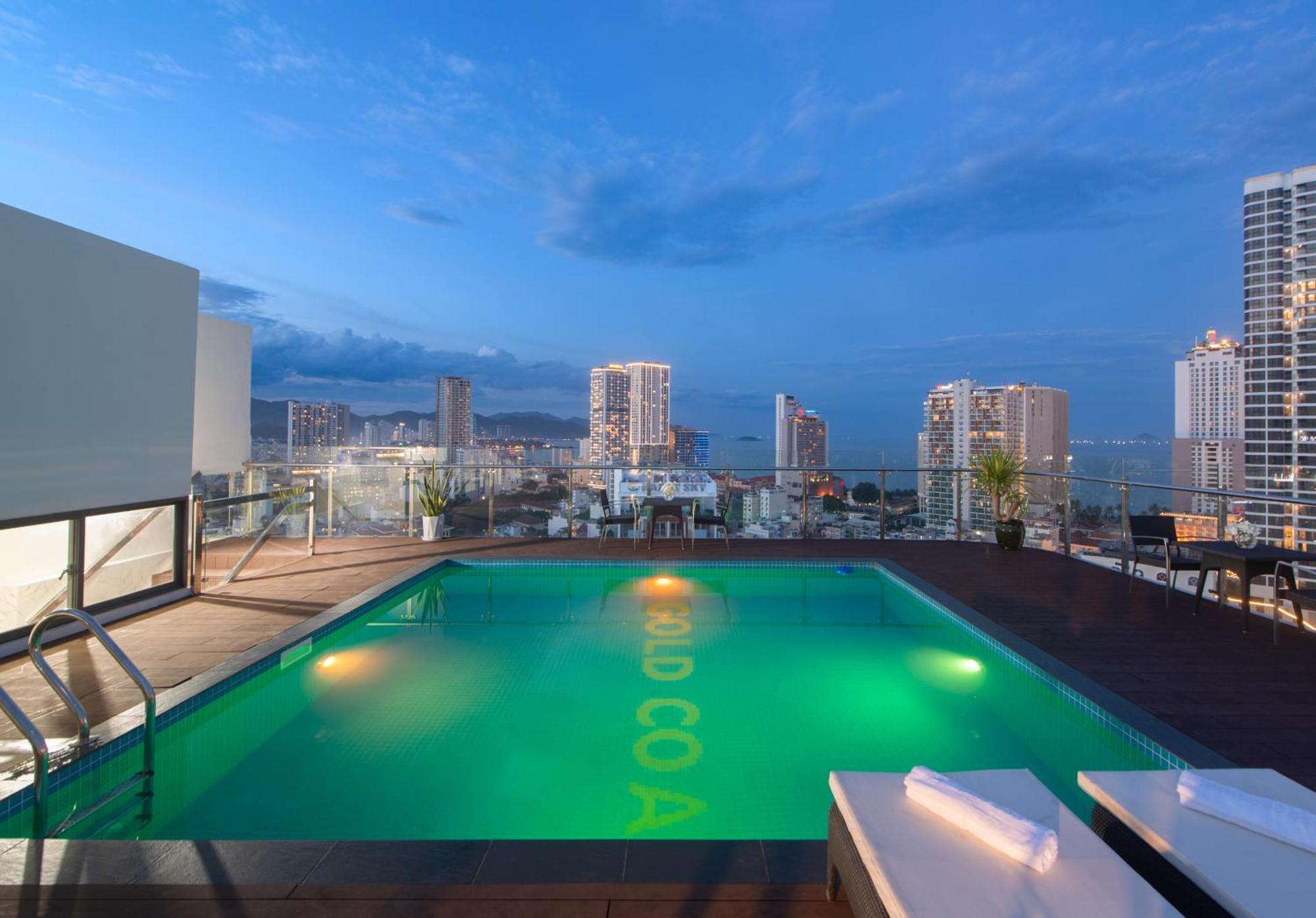 Goldcoast Hotel Nha Trang Exteriör bild