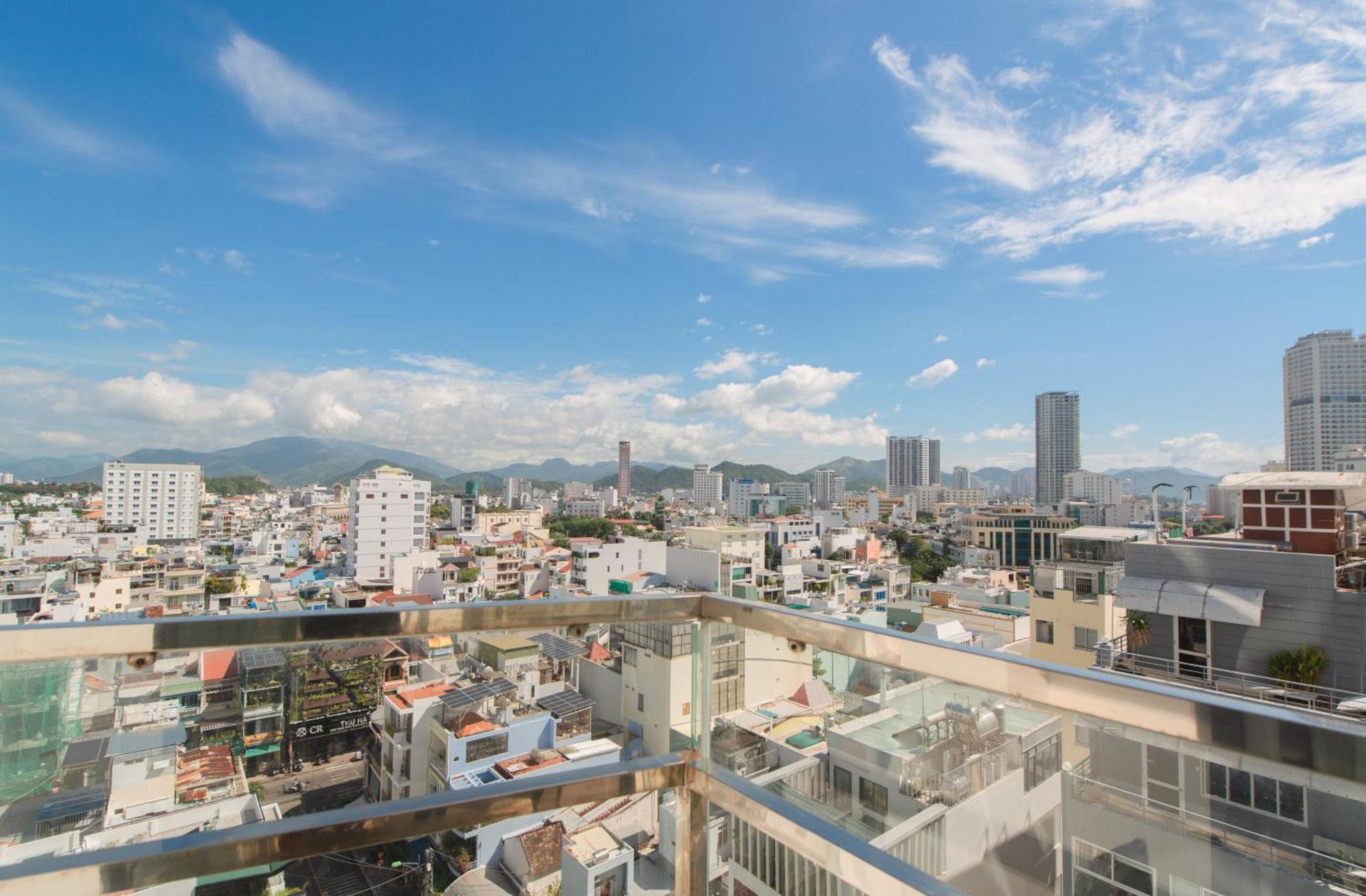 Goldcoast Hotel Nha Trang Exteriör bild