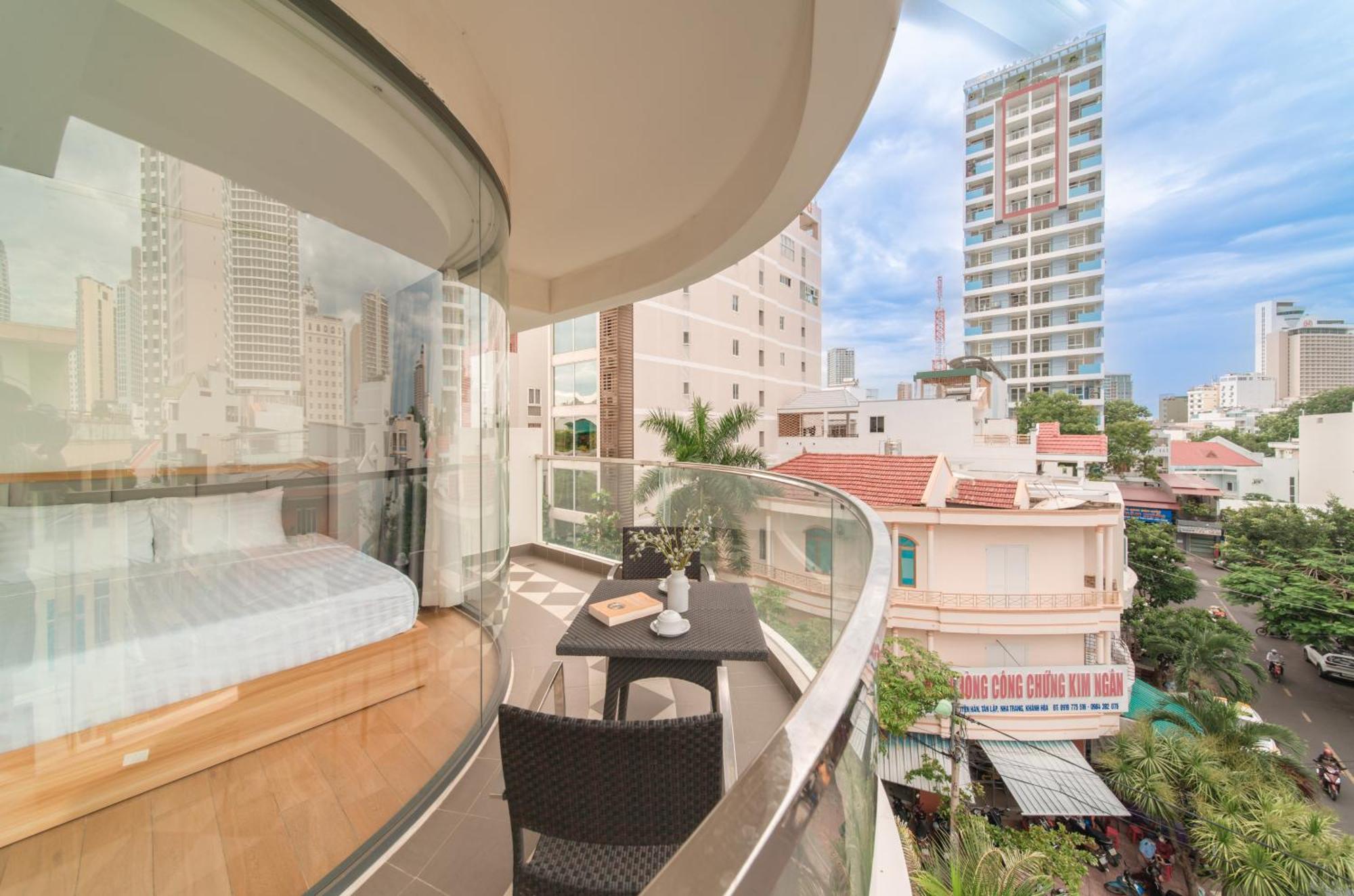 Goldcoast Hotel Nha Trang Exteriör bild